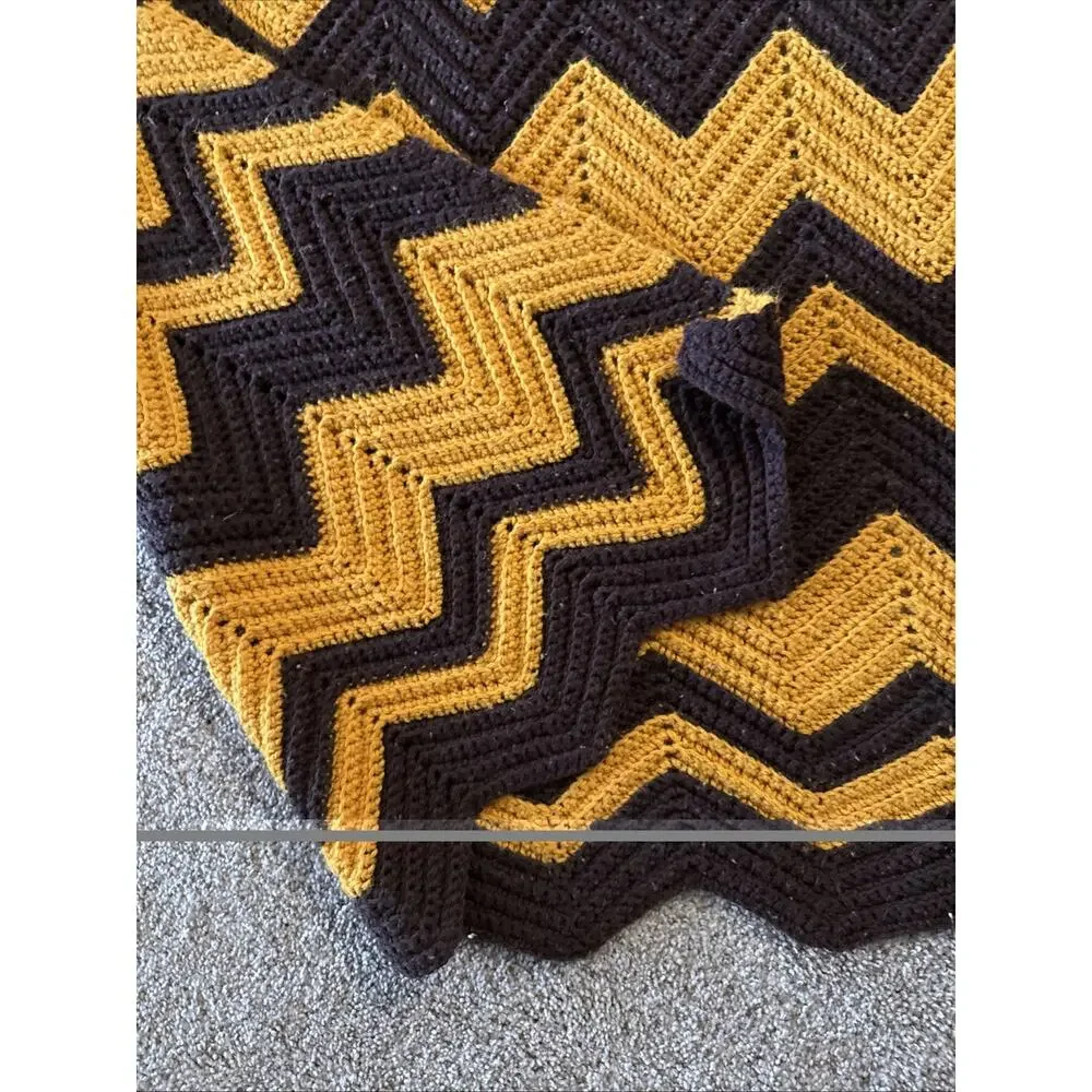 Hand Crochet Afghan vintage ZigZag Chevron Harvest Gold Brown 80”x48” MCM